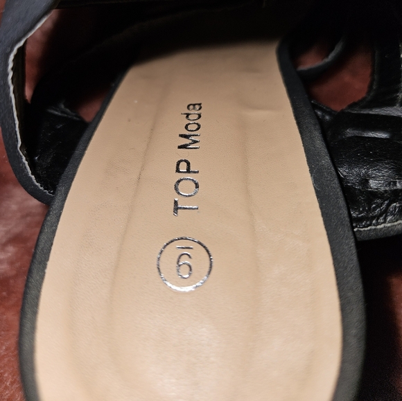 Top Moda Black Heels - Picture 11 of 12